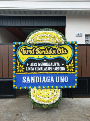 Papan Bunga Duka di Teluk Terate